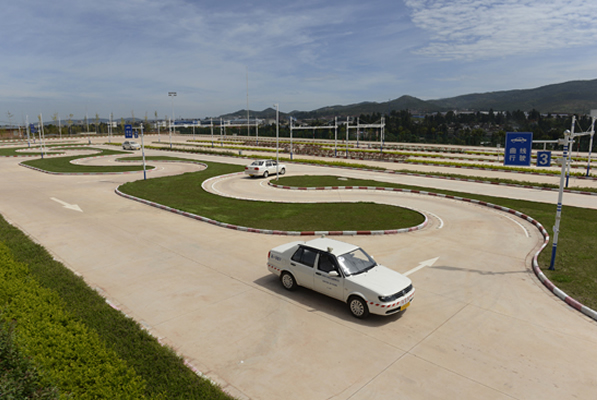 做到兩點(diǎn)，輕松考試，順利拿證