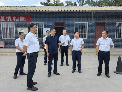黨委書記、董事長張宏偉在成縣片單位開展工作調(diào)研